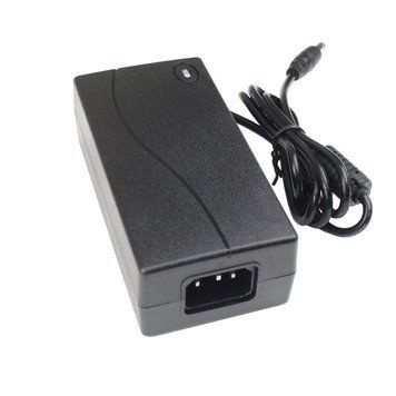 Блок живлення 15V 6A штекер 5.5x2.5mm CHD-150600 3049431 фото