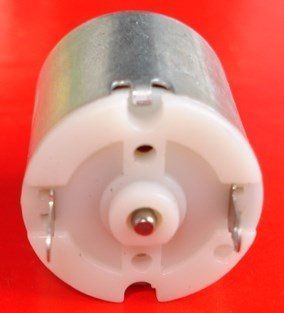 Двигатель электрический R-140, 1,5-6VDC, 0,15A(4,5V), 3000-16000rpm 3040425 фото