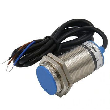 Датчик приближення LJ30A3-10-Z/AY 30мм PNP NC Індуктивний 3041958 фото